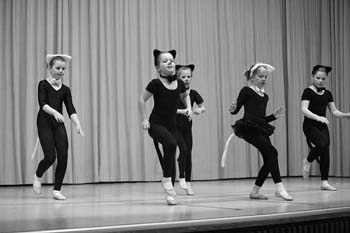 cat_dance_dec_09_114_kl_web